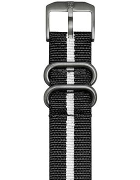 Luminox NATO-armband FNX.3950.10H.K 23mm svart-vit
