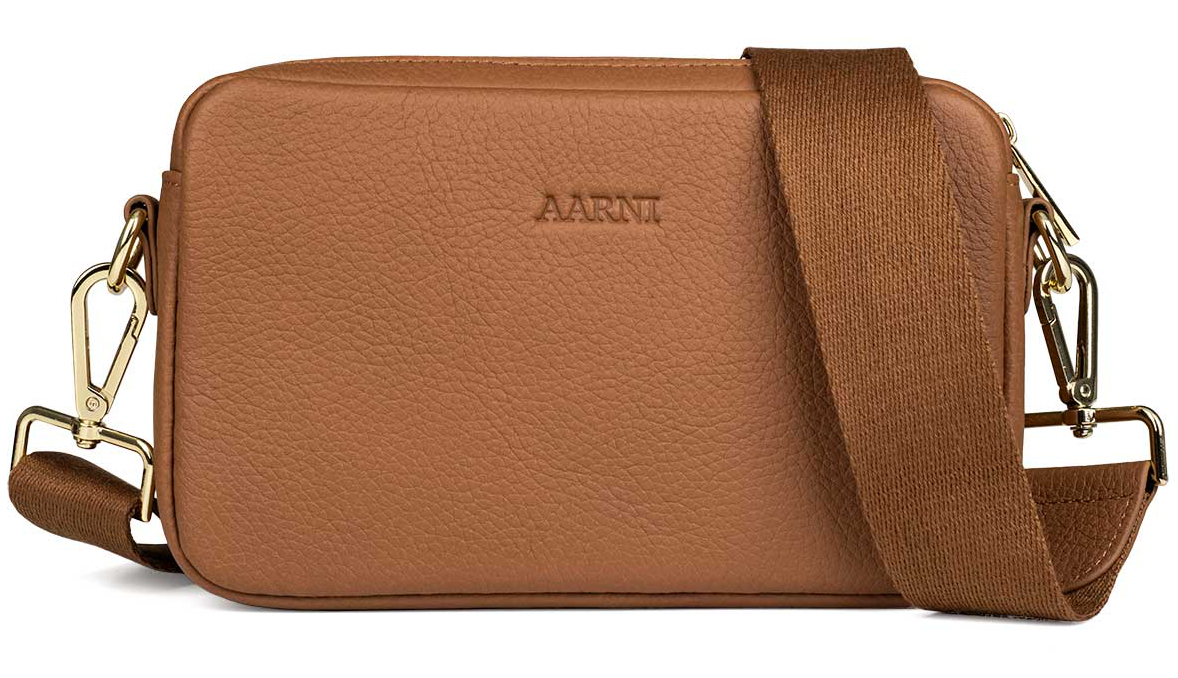 Aarni konjakbrun crossbody-väska med konjakfärgad dragkedja
