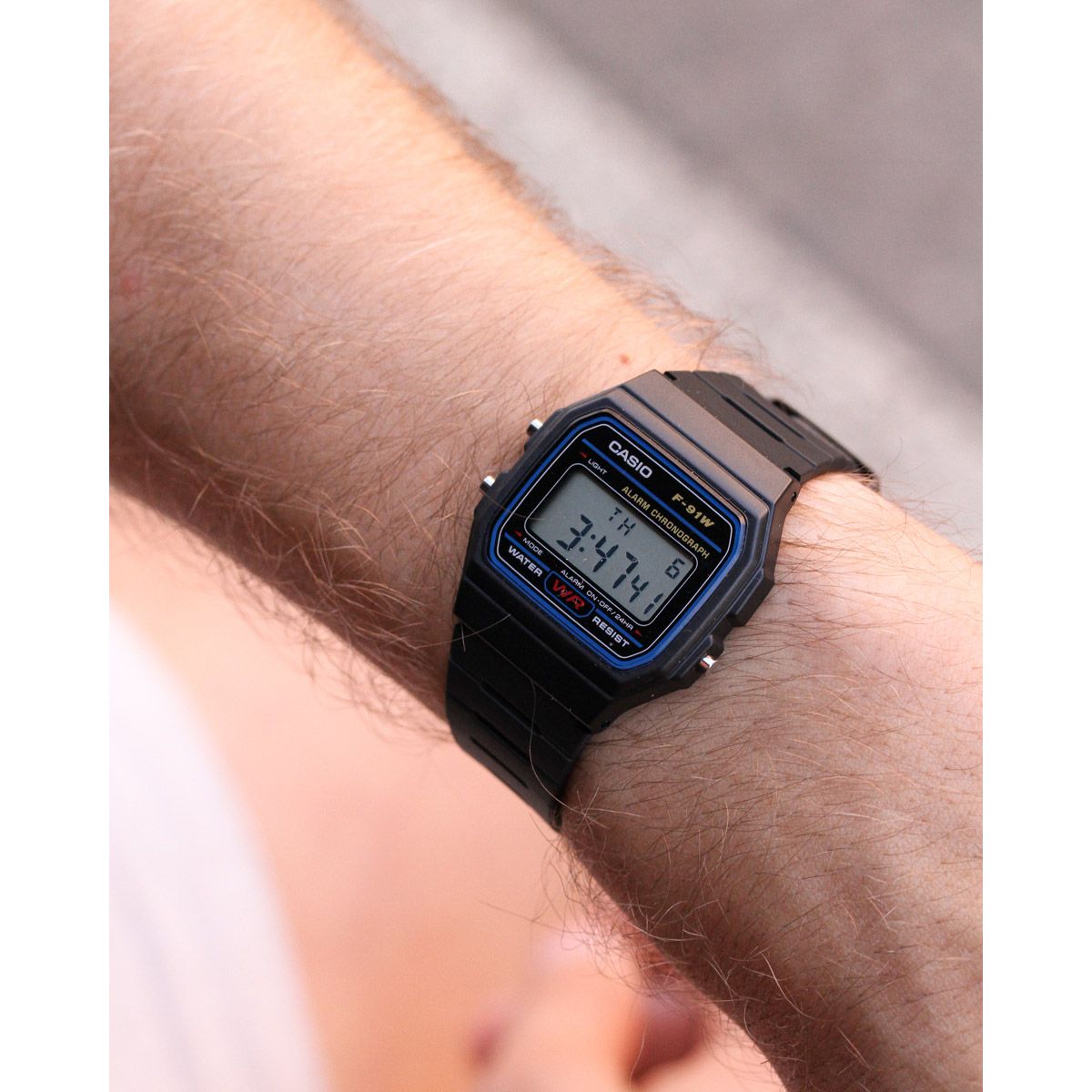 Casio F 91w Test Orologio Casio F91W-1 - Digitale, Resistente Agli Schizzi, Con Allarme E Cronometro, Design Classico Orologio Digitale Nero - Foto 7