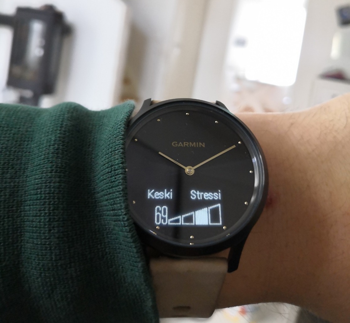 Garmin vivomove hr premium black tan online