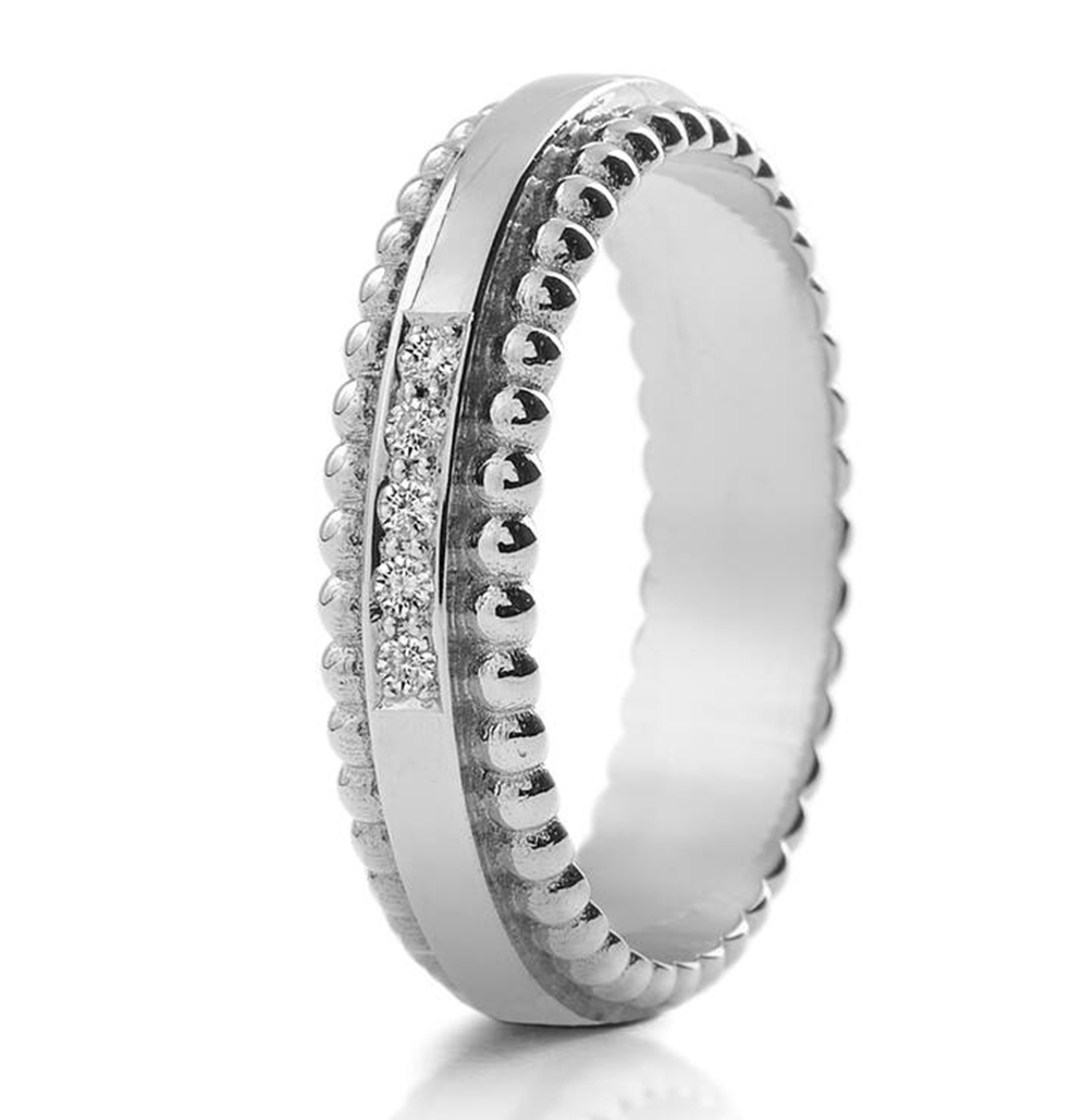 Lumoava Hearts diamantring vitguld L82213990000