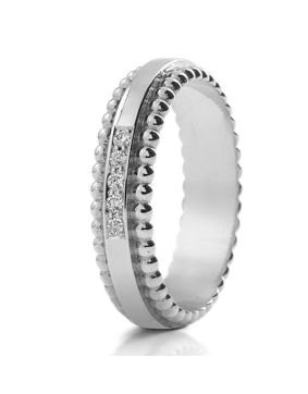 Lumoava Hearts diamantring vitguld L82213990000