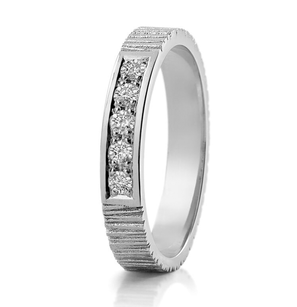 Lumoava Stripe diamantring vitguld L82217390000