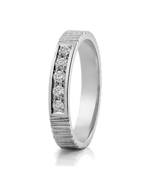 Lumoava Stripe diamantring vitguld L82217390000