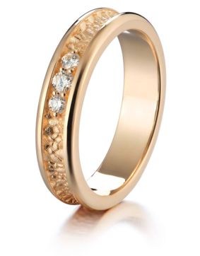 Lumoava Kätkö gulguld diamantring L72242330000