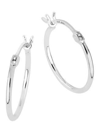 Lykka Casuals silver hoops i blankpolerat silver 1,5 x 10 mm