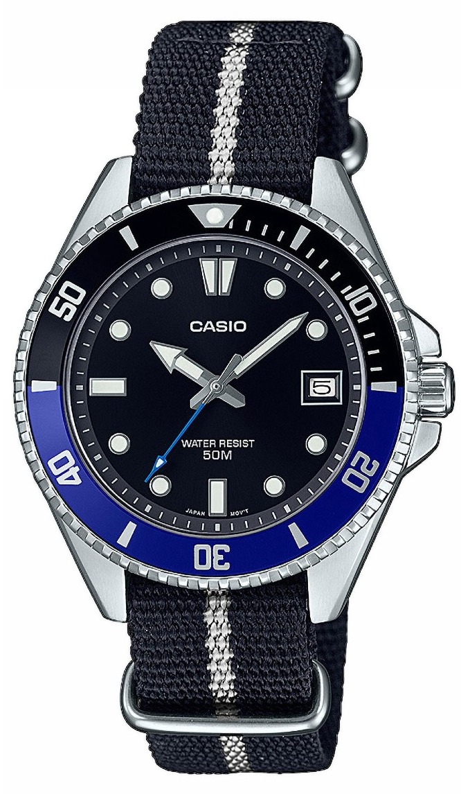Casio&#x20;Duro&#x20;black&#x20;and&#x20;blue&#x20;Batman&#x20;nato&#x20;MDV-10C-1A2VEF