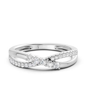 Lykka Elegance crossover ring i vitguld med diamant 0.20 ct
